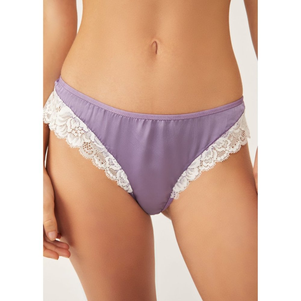 FREE PEOPLE She Silky Undies / Elderberry Combo